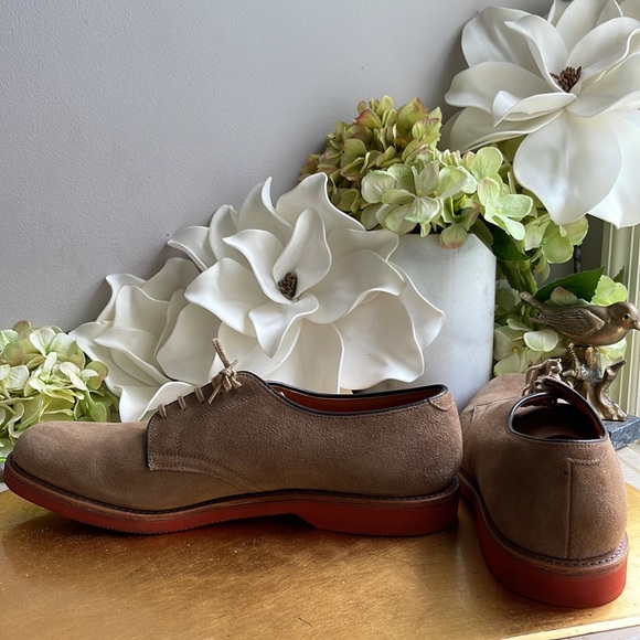 Vintage! Cole Haan Classic Suede Derbys in Medium Tan main image 12